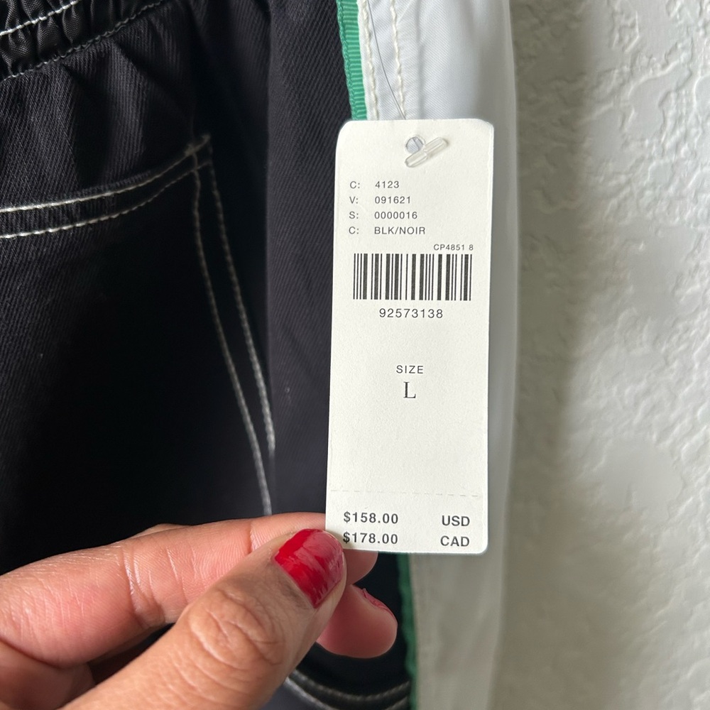Pilcro Black Wide-Leg Pants with Contrast Stitching - Picture 5 of 16